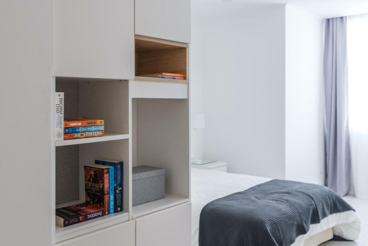 Light-Filled, Fully Renovated Apt Near Belem, By Timecooler Lisboa Exterior foto